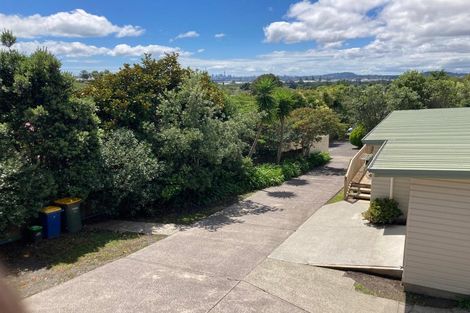 Photo of property in 25 Nui Mana Place, Te Atatu South, Auckland, 0610