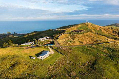 Photo of property in 225 Wheatstone Road, Wainui, Gisborne, 4073