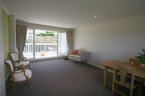 Photo of property in 3/57 Simla Crescent, Khandallah, Wellington, 6035