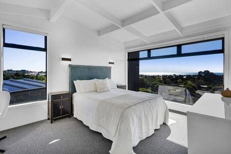 Photo of property in 40d Awanui Street, Merrilands, New Plymouth, 4312