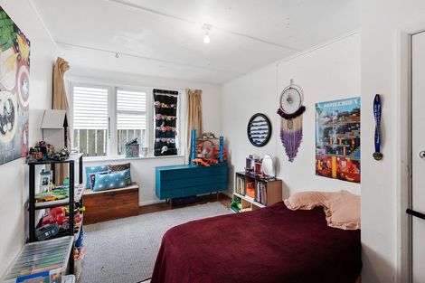 Photo of property in 86 Dimock Street, Titahi Bay, Porirua, 5022