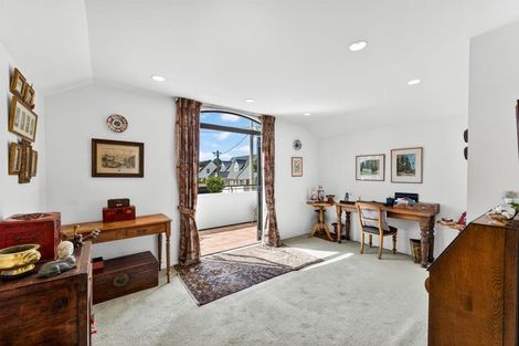 Photo of property in 12a Saltburn Road, Milford, Auckland, 0620
