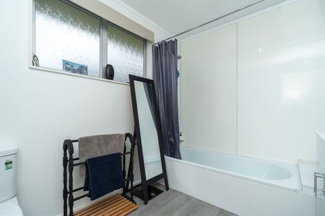 Photo of property in 15a Urlich Avenue, Melville, Hamilton, 3206