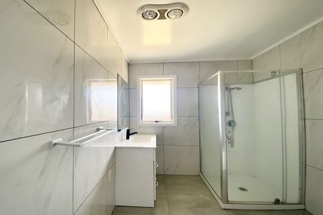 Photo of property in 26 Legacy Drive, Henderson, Auckland, 0612