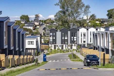 Photo of property in 102c Rosier Road, Glen Eden, Auckland, 0602