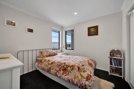 Photo of property in 3 Roy Johns Way, Bell Block, New Plymouth, 4312