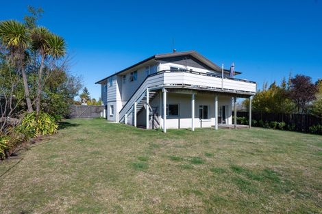 Photo of property in 19 Ward Place, Richmond Heights, Taupo, 3330