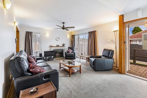 Photo of property in 32 Edwards Avenue, Henderson, Auckland, 0610