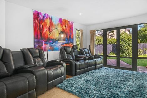 Photo of property in 23 Coates Place, Rangiora, 7400