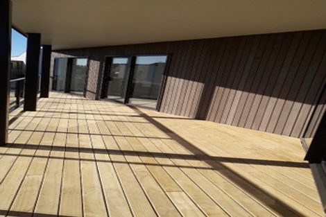 Photo of property in 2 Liquidambar Drive, Hobsonville, Auckland, 0616