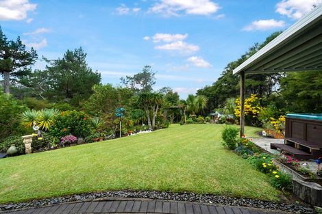 Photo of property in 33 Mudgeways Road, Massey, Auckland, 0614