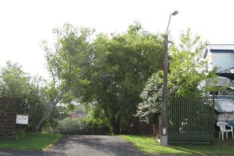 Photo of property in 36 Widmore Drive, Massey, Auckland, 0614