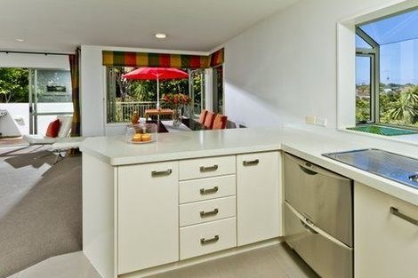 Photo of property in 26/15 Bush Lane, Northcote Point, Auckland, 0627