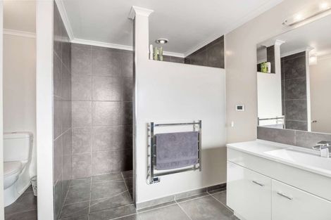 Photo of property in 10 Hardacre Place, Omarama, 9412