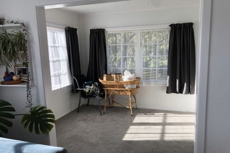 Photo of property in 54 Mark Avenue, Paparangi, Wellington, 6037