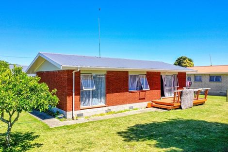 Photo of property in 74 Main Street, Edgecumbe, 3120
