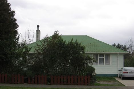 Photo of property in 10 Kummer Crescent, Masterton, 5810