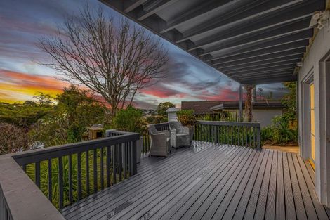 Photo of property in 20 Surville Place, Mairangi Bay, Auckland, 0630