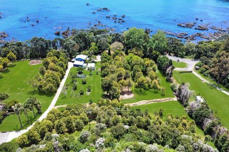 Photo of property in 8328 State Highway 35, Whanarua Bay, Te Kaha, 3199