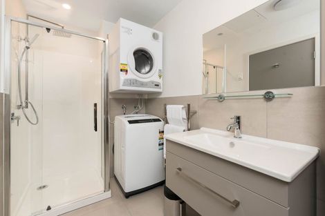 Photo of property in Wyndham Gardens Apartments, 309/30u Red Oaks Drive, Frankton, Queenstown, 9300