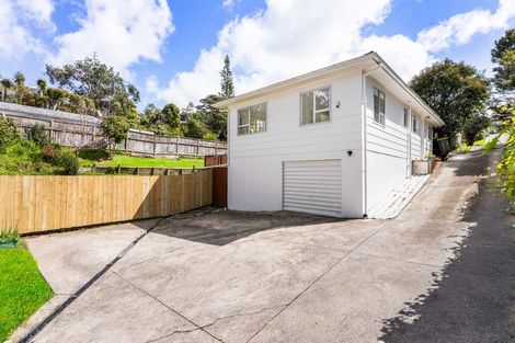 Photo of property in 16 Dunraven Place, Torbay, Auckland, 0630