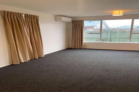 Photo of property in 416 Mairehau Road, Parklands, Christchurch, 8083