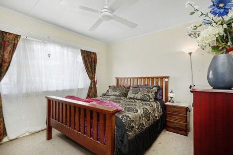 Photo of property in 11 Wainuiomata Road, Wainuiomata, Lower Hutt, 5014