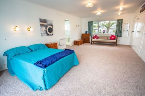 Photo of property in 10 Waikaraka Beach Road, Tamaterau, Whangarei, 0174