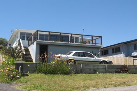 Photo of property in 87 Town Point Road, Maketu, 3189