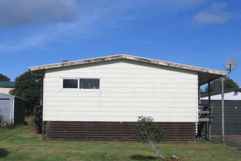 Photo of property in 38 Hindmarsh Street, Henderson, Auckland, 0612