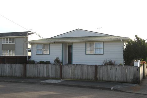 Photo of property in 5 Mayo Grove, Naenae, Lower Hutt, 5011