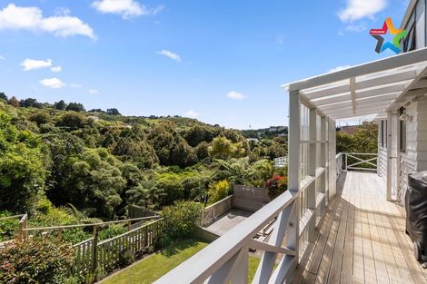 Photo of property in 3a Panorama Grove, Harbour View, Lower Hutt, 5010