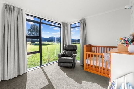 Photo of property in 98 Thomas Road, Dalefield, Carterton, 5791