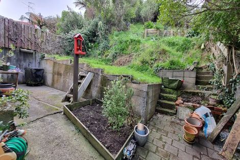 Photo of property in 18 Govind Grove, Ngaio, Wellington, 6035