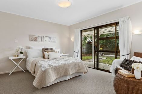 Photo of property in 1/27 Eastern Beach Road, Eastern Beach, Auckland, 2012
