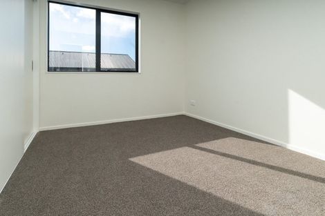 Photo of property in 5 Jabuka Street, Glen Eden, Auckland, 0602