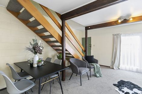 Photo of property in 17/4u Dr Taylor Terrace, Johnsonville, Wellington, 6037