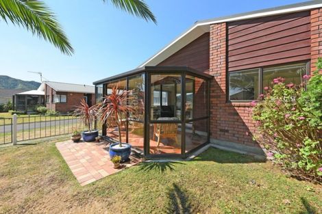 Photo of property in 30f4- King Street, Ebdentown, Upper Hutt, 5018