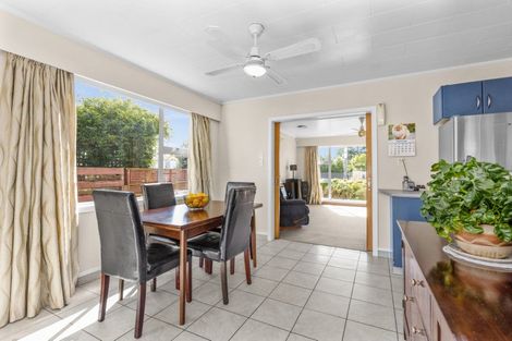 Photo of property in 35 Murphy Road, Taradale, Napier, 4112