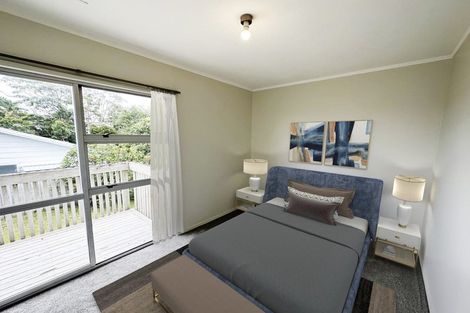 Photo of property in 23 Luckens Road, West Harbour, Auckland, 0618