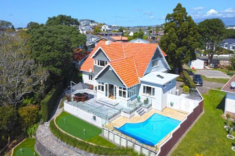 Photo of property in 14 Glen Almond Street, New Plymouth, 4310