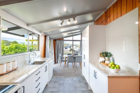 Photo of property in 192 California Drive, Totara Park, Upper Hutt, 5018