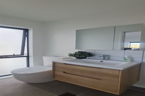 Photo of property in 5 Falcon Crescent, Hobsonville, Auckland, 0618