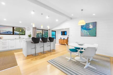 Photo of property in 58 Rosario Crescent, Red Beach, 0932