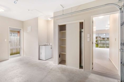 Photo of property in 8/10 Collins Street, Addington, Christchurch, 8024