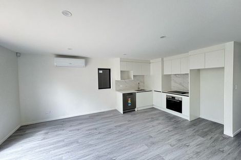 Photo of property in 26-28 Pomaria Road, Henderson, Auckland, 0610