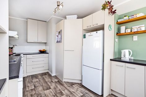 Photo of property in 37 Kinmont Crescent, Newfield, Invercargill, 9812