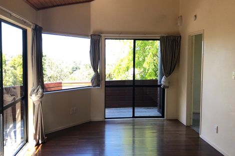 Photo of property in 1/14 Clematis Avenue, Murrays Bay, Auckland, 0630
