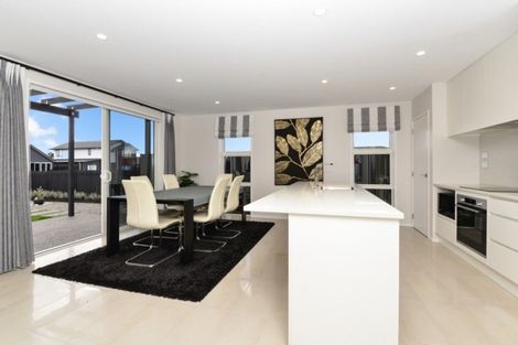 Photo of property in 7 Lavinias Way, Chartwell, Hamilton, 3210