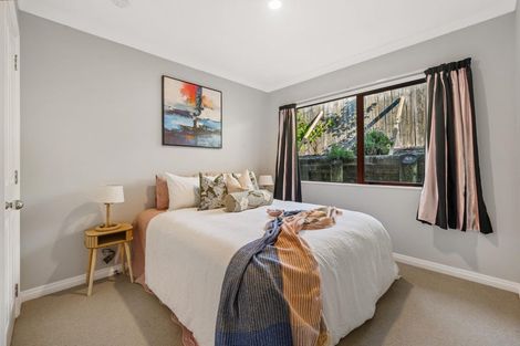 Photo of property in 90a Colwill Road, Massey, Auckland, 0614